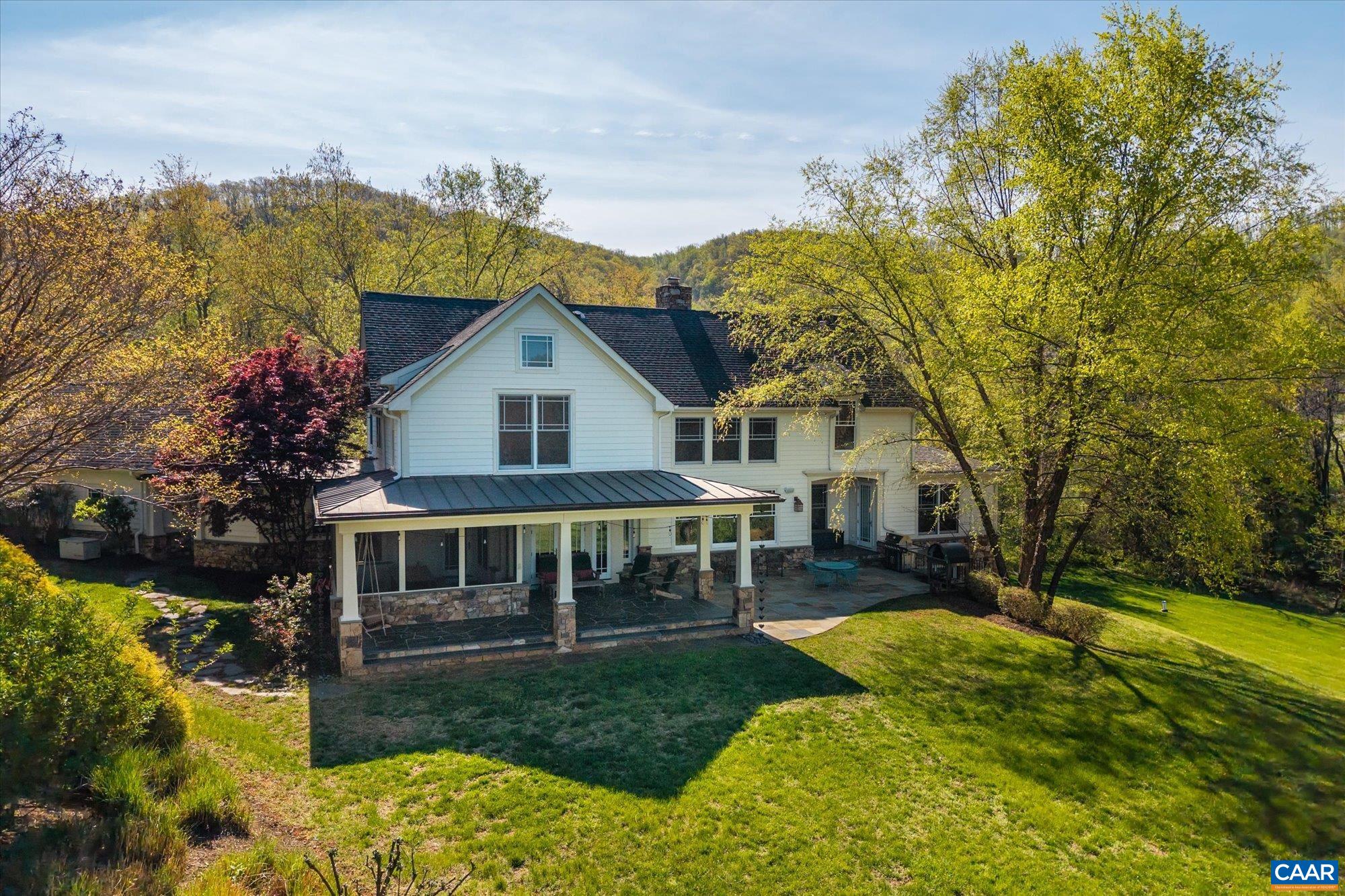 3135 ROCKS FARM CT