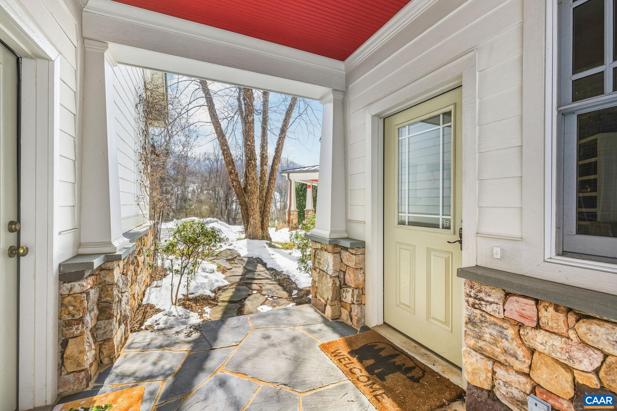 3135 ROCKS FARM CT