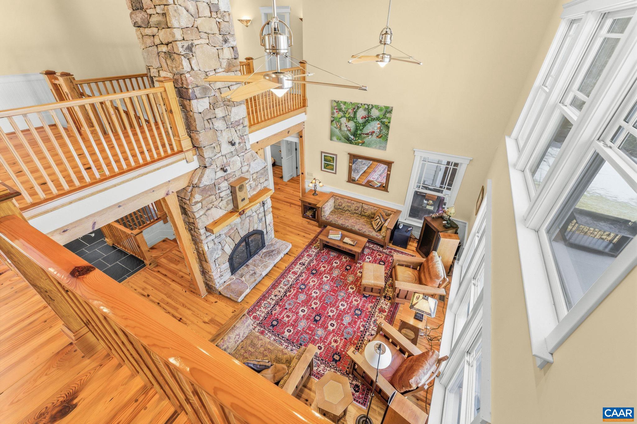 3135 ROCKS FARM CT