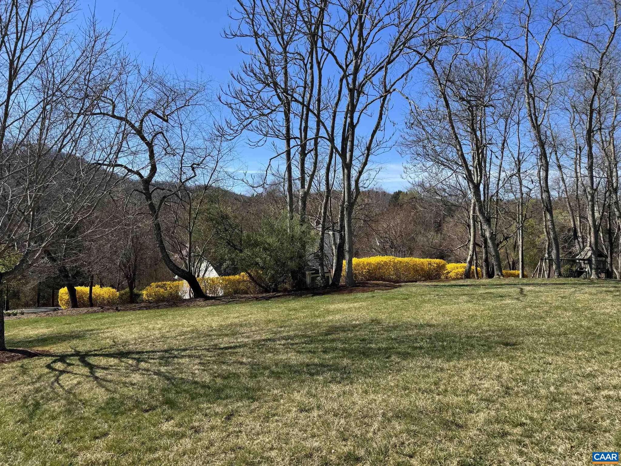3135 ROCKS FARM CT