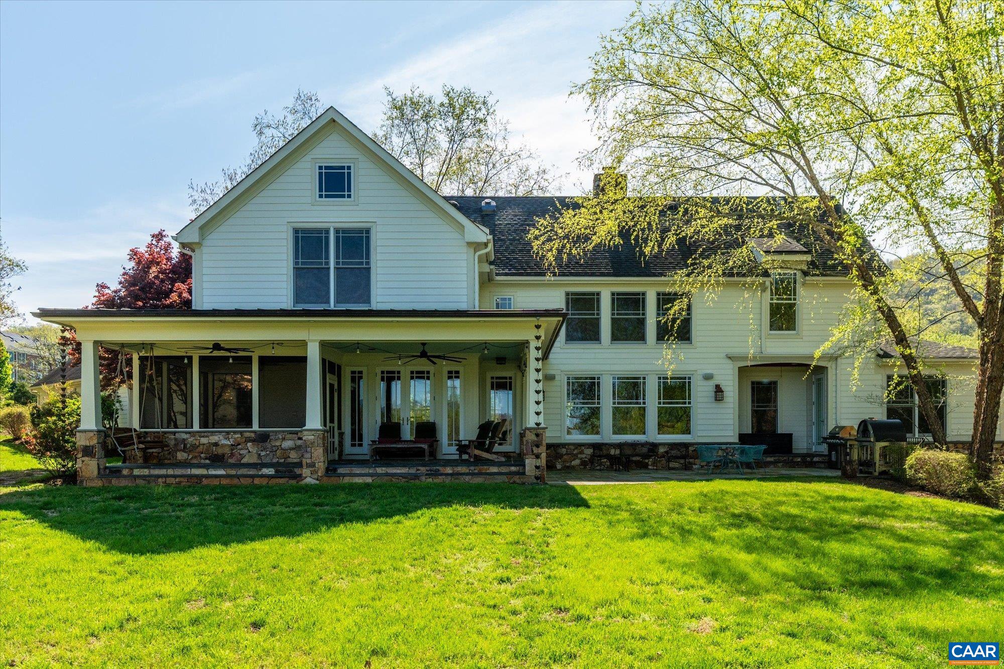 3135 ROCKS FARM CT
