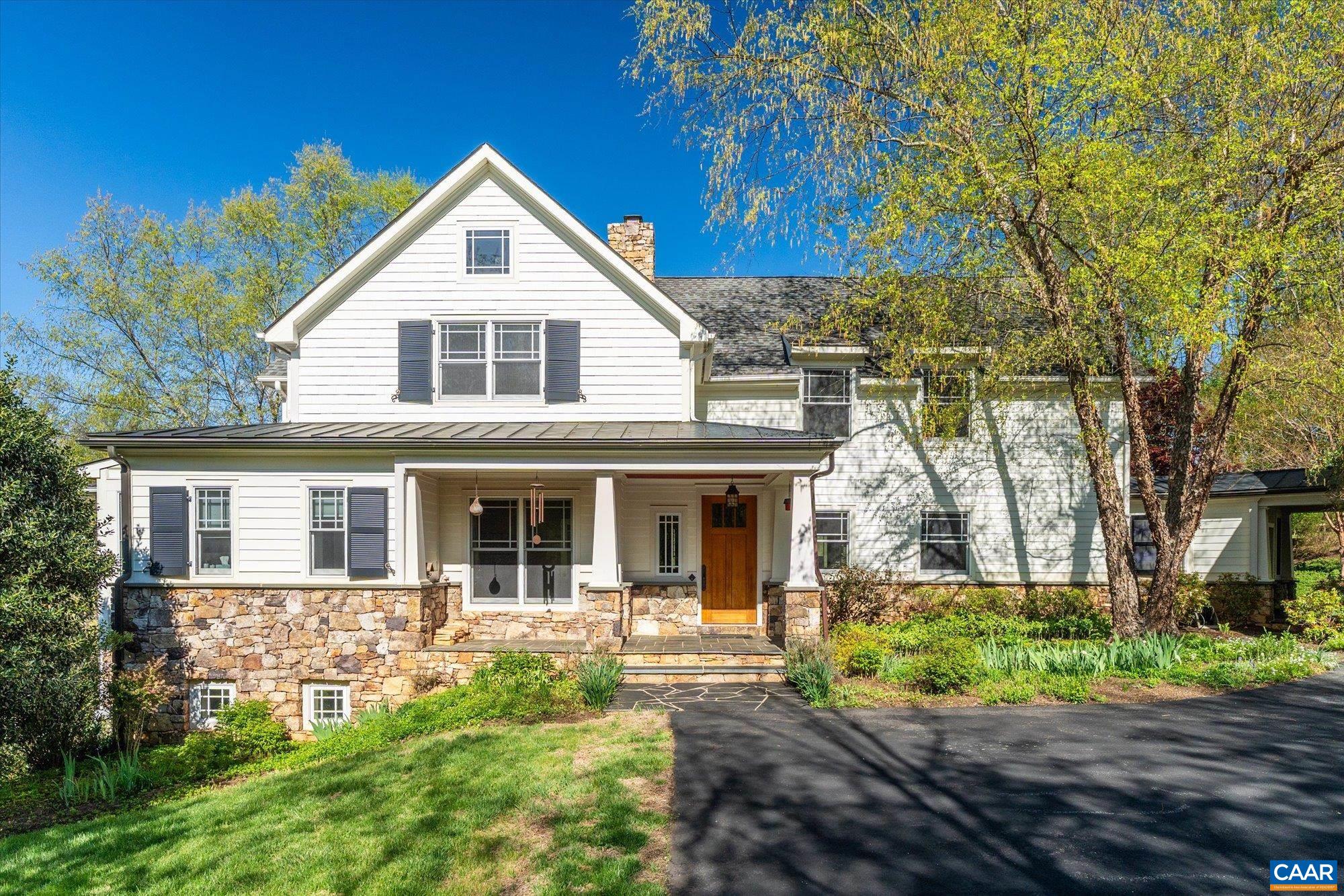 3135 ROCKS FARM CT