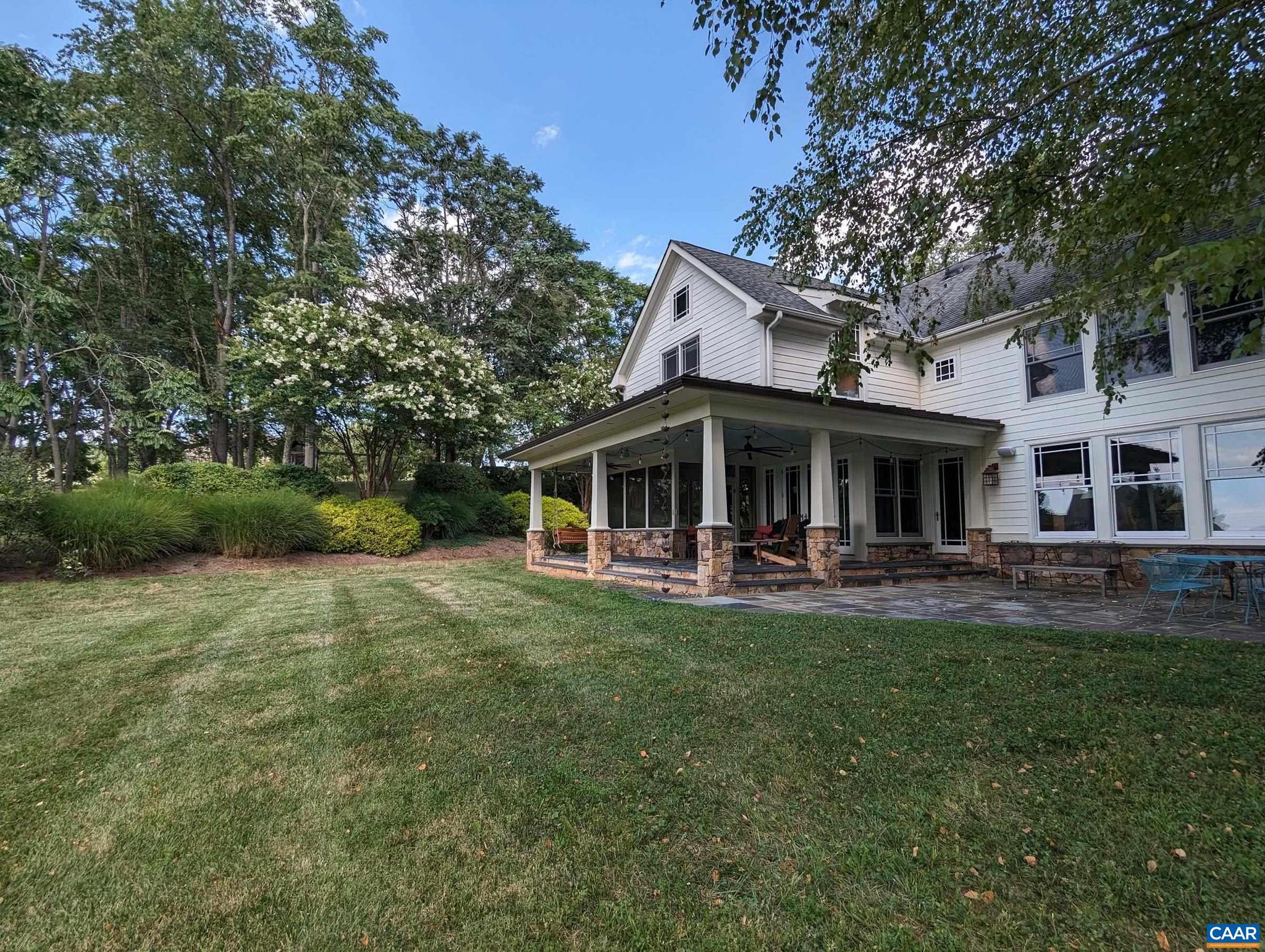 3135 ROCKS FARM CT