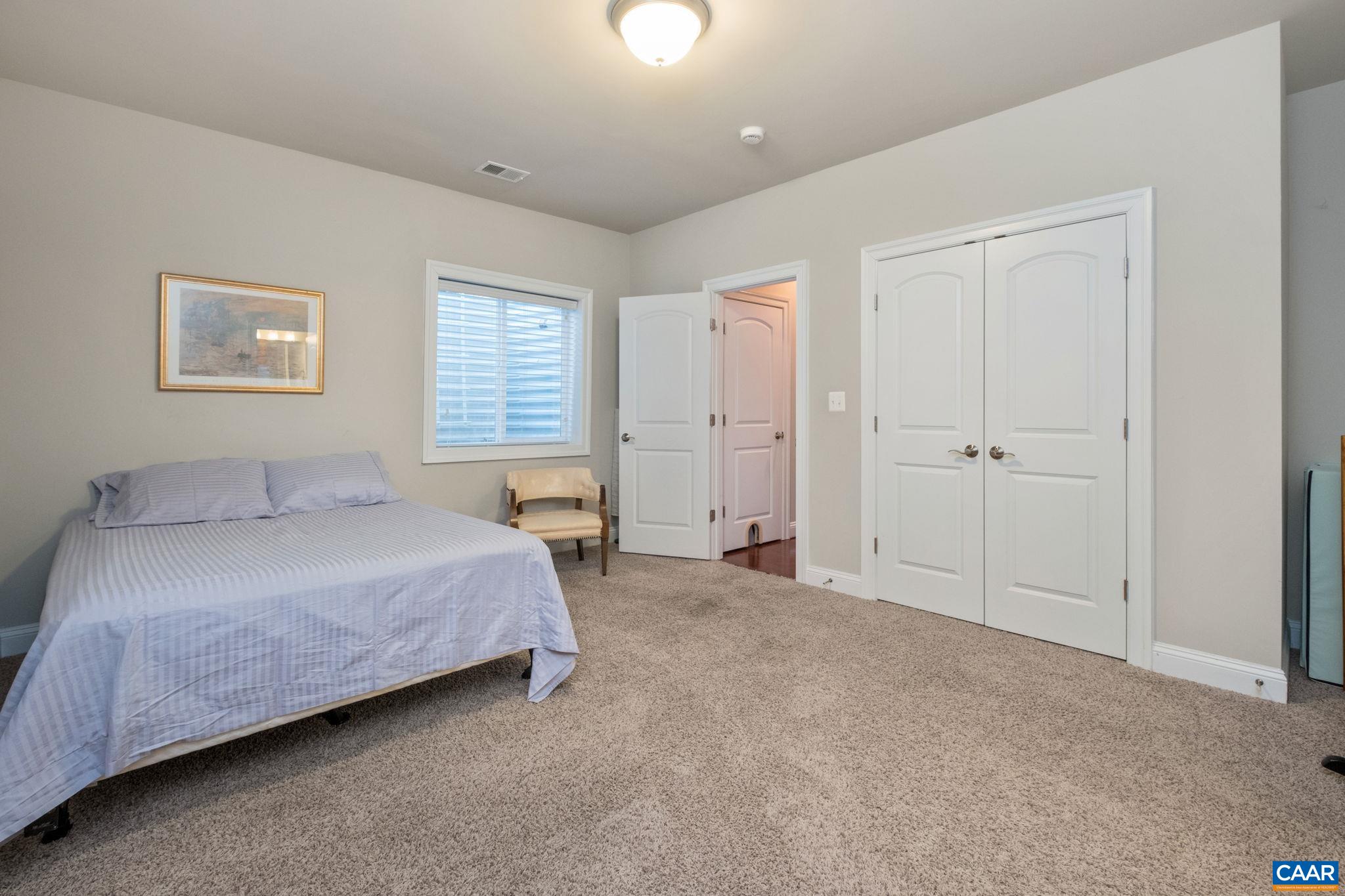 2138 AVINITY LOOP