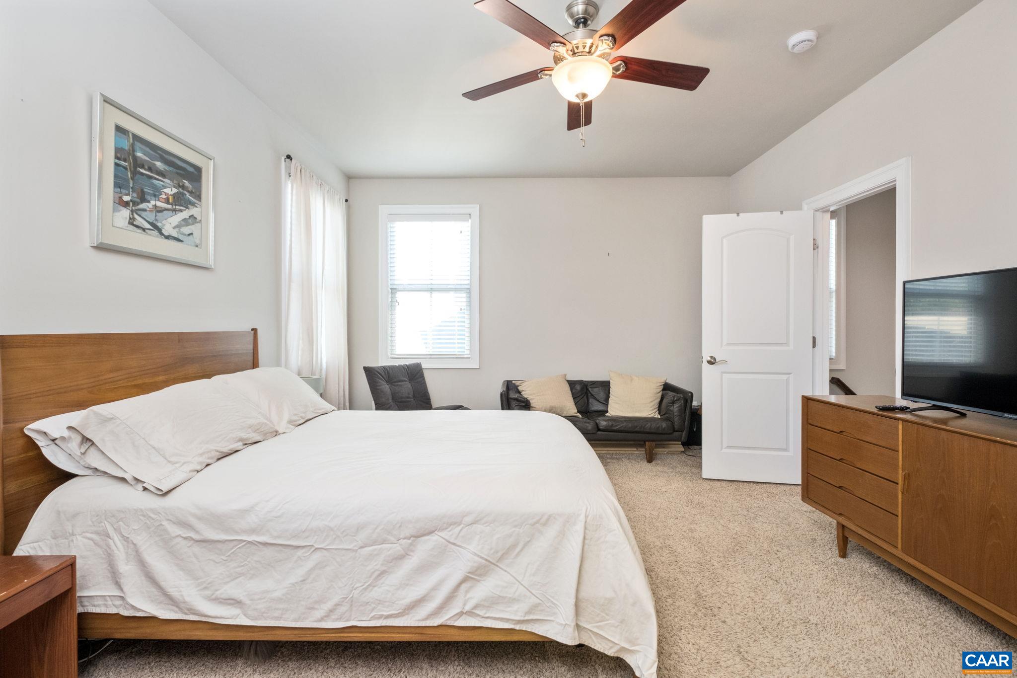 2138 AVINITY LOOP