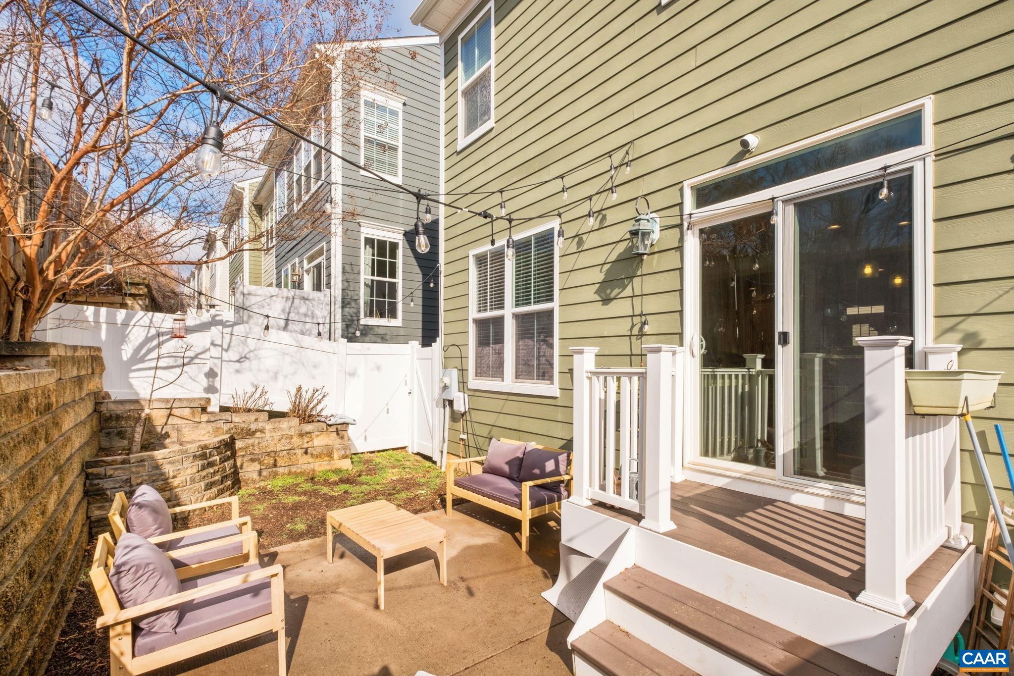 2138 AVINITY LOOP