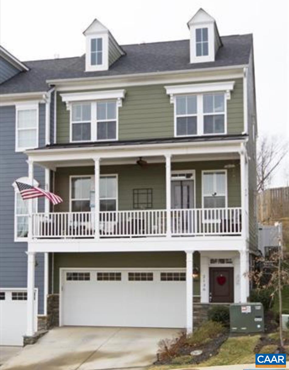2138 AVINITY LOOP