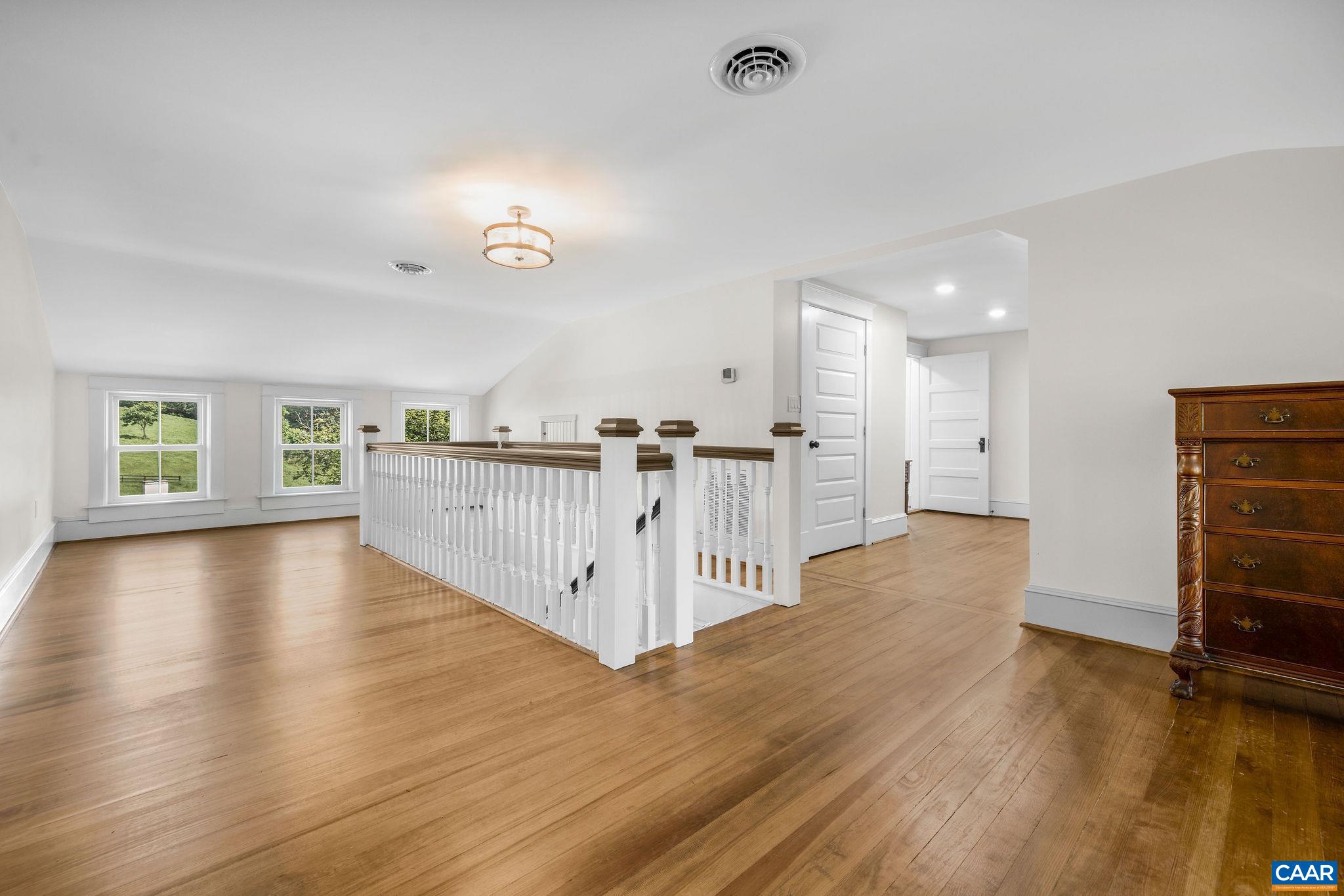 5321 RIVER RD