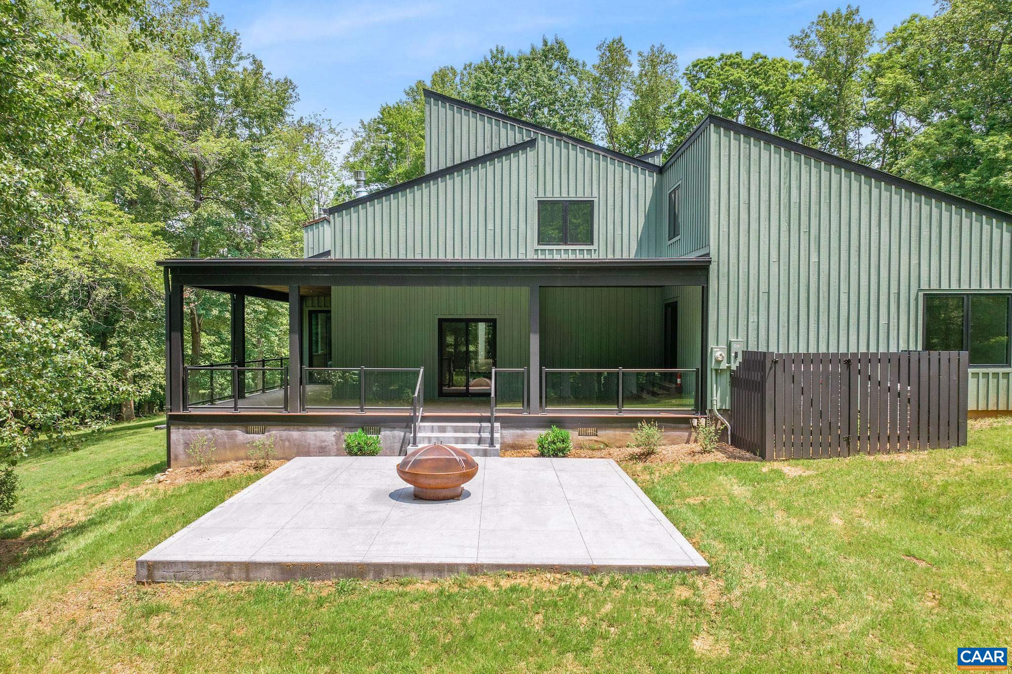2482 SCHELFORD FARM RD