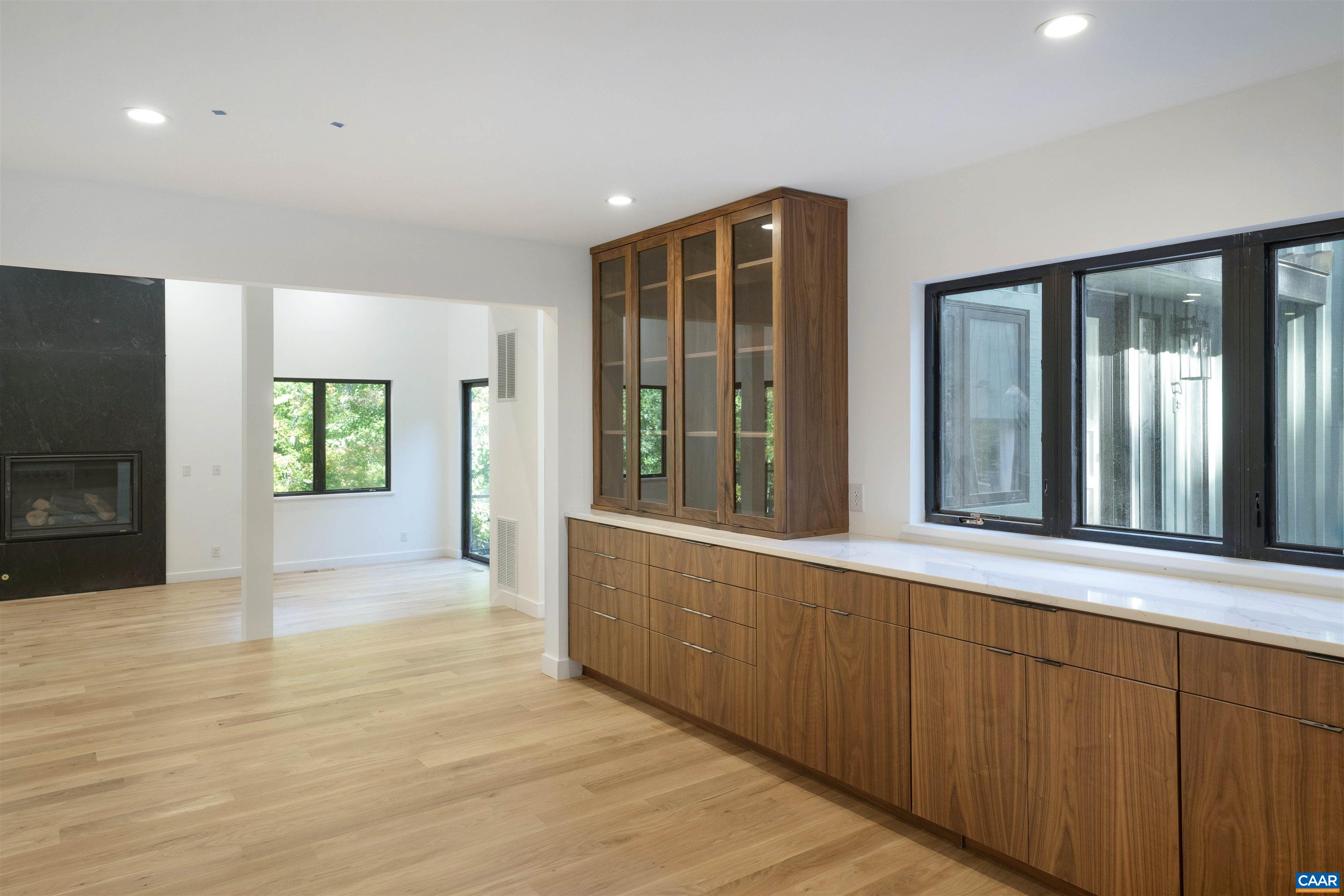 2482 SCHELFORD FARM RD