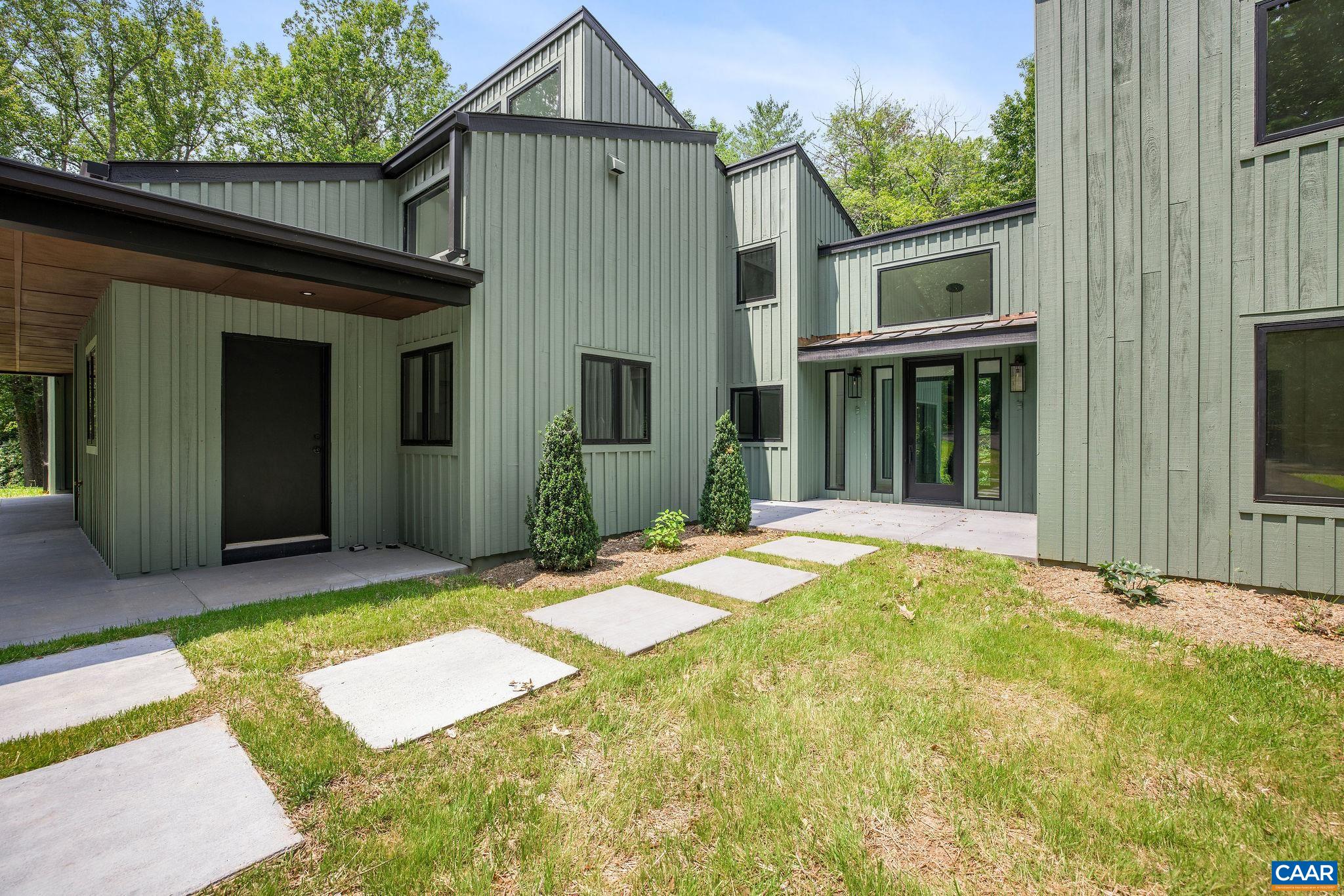 2482 SCHELFORD FARM RD