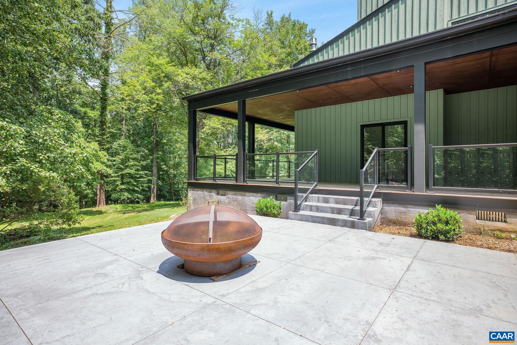 2482 SCHELFORD FARM RD
