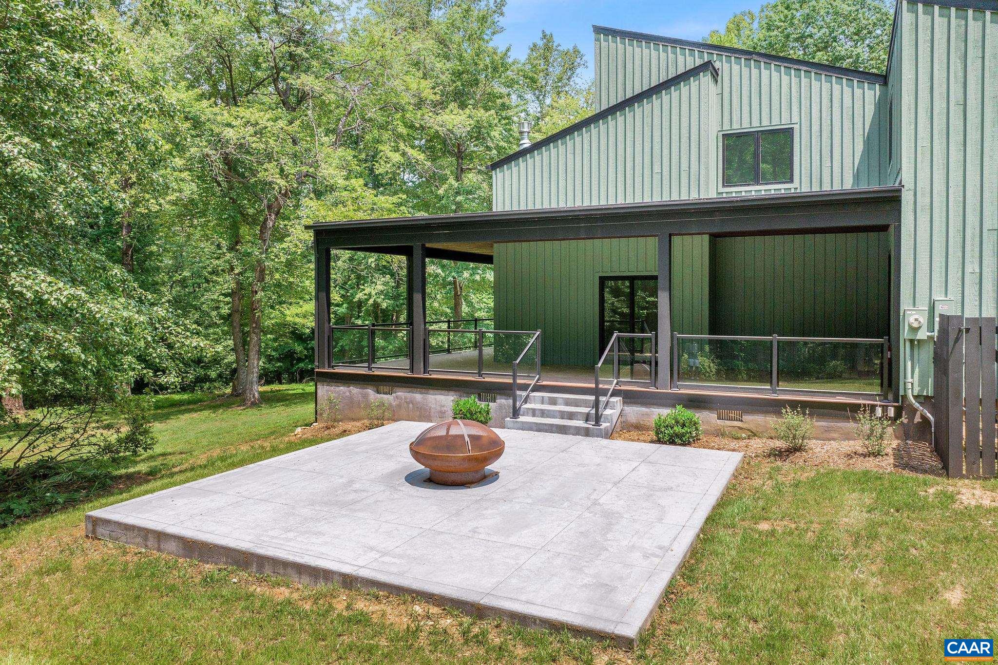 2482 SCHELFORD FARM RD