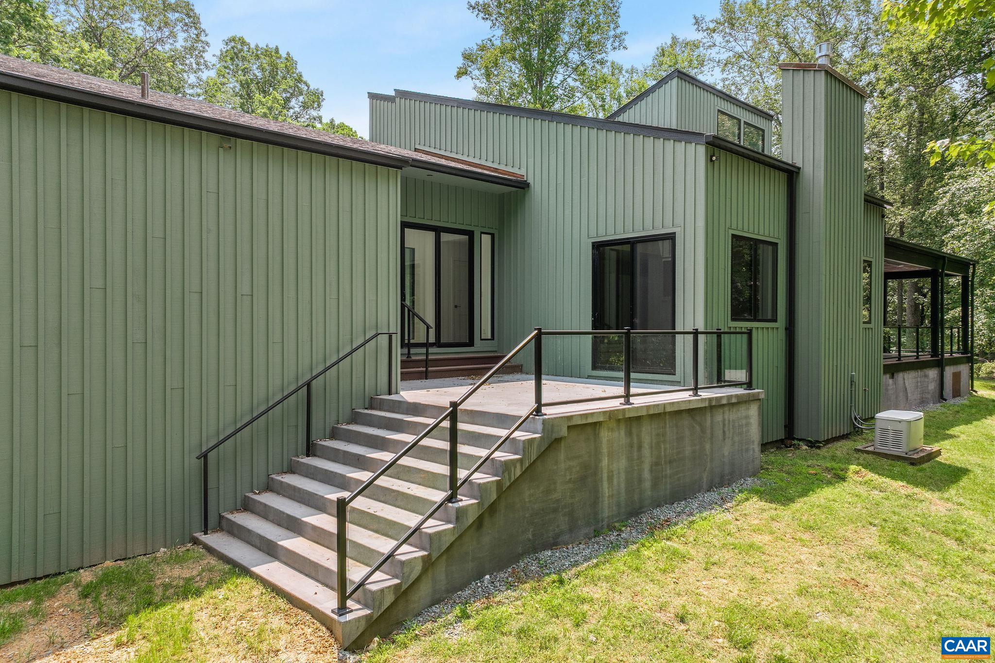 2482 SCHELFORD FARM RD