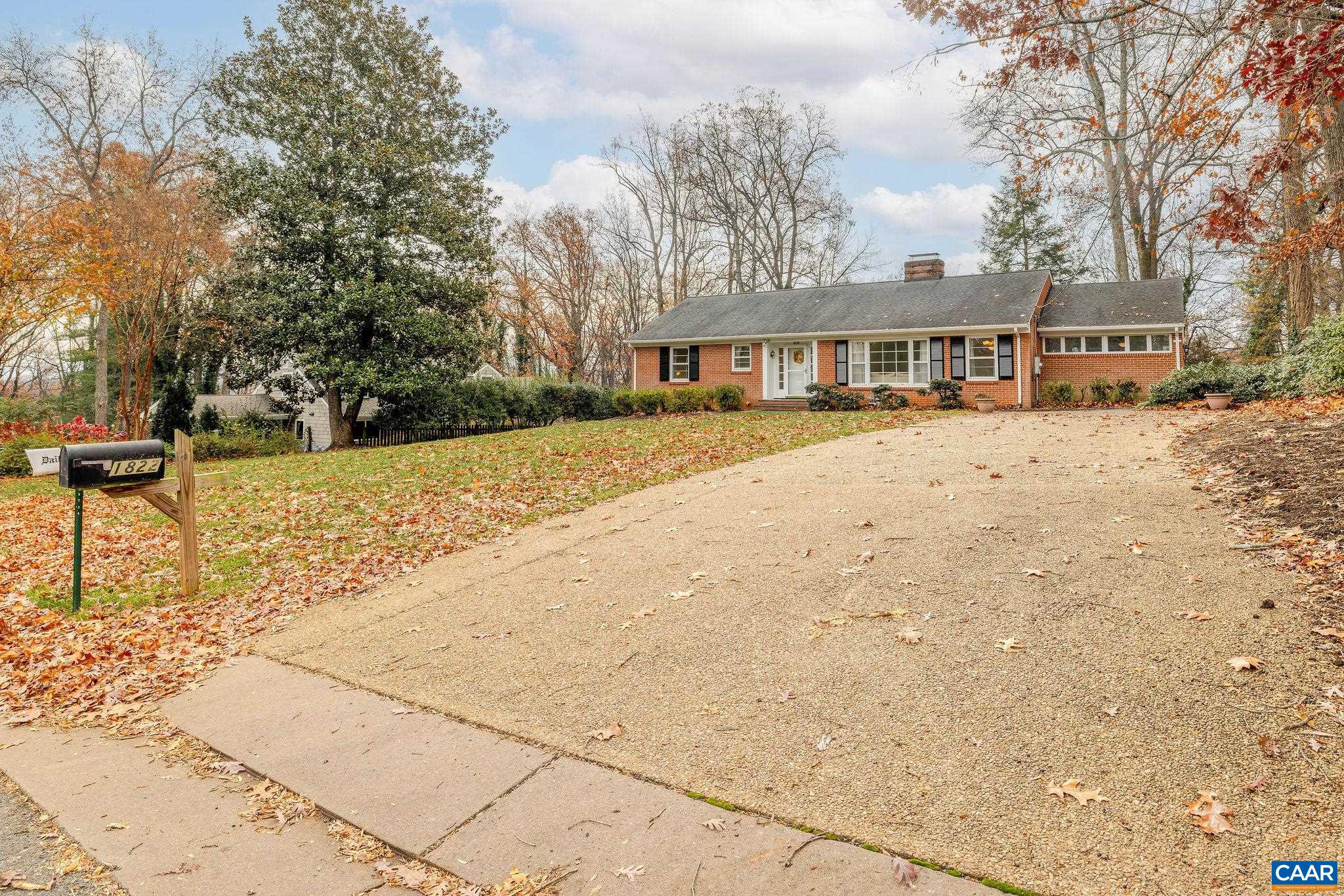 1822 MEADOWBROOK HEIGHTS RD