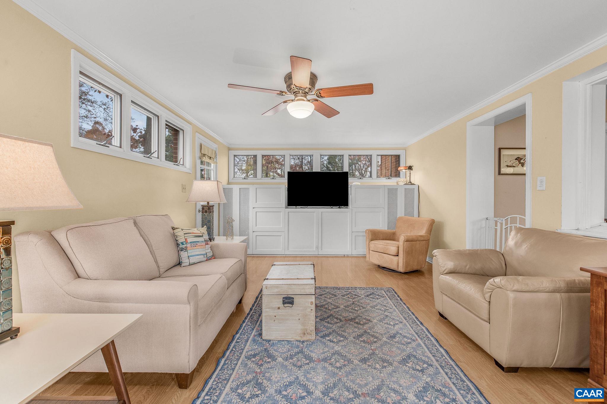 1822 MEADOWBROOK HEIGHTS RD