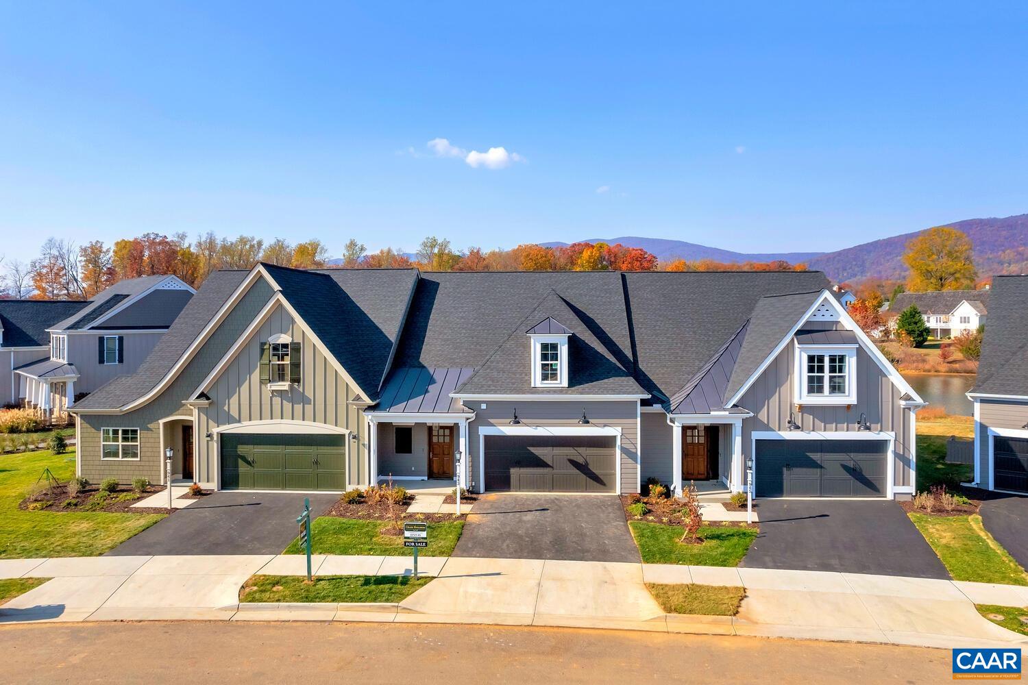 1257 FARROW DR