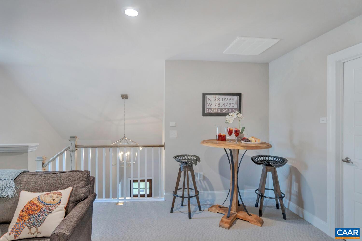 1257 FARROW DR
