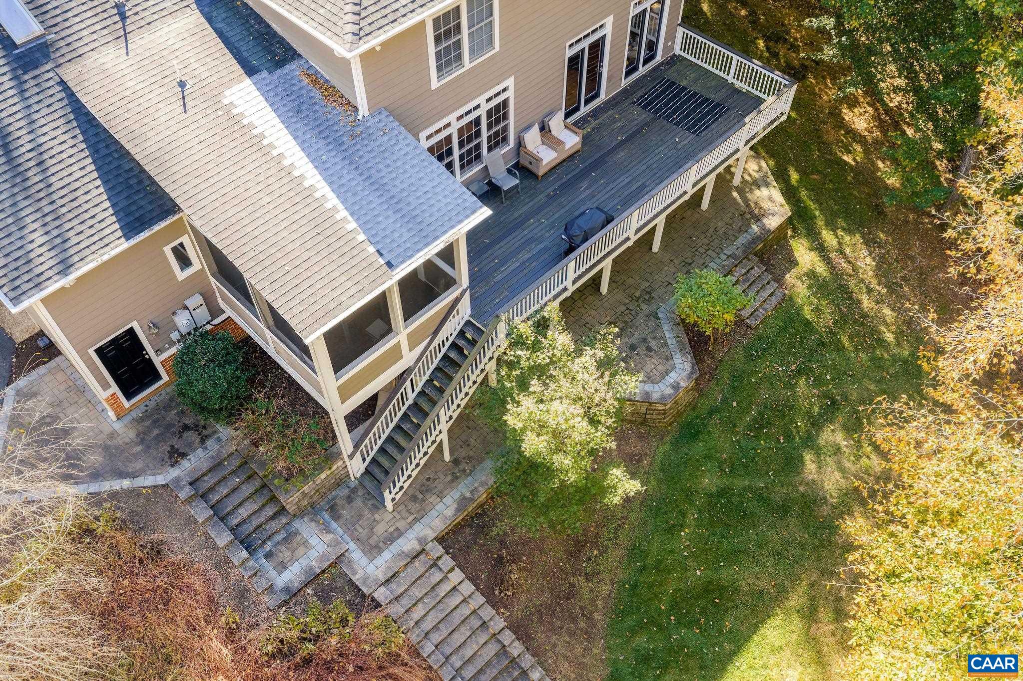 4245 WOODTHRUSH LN