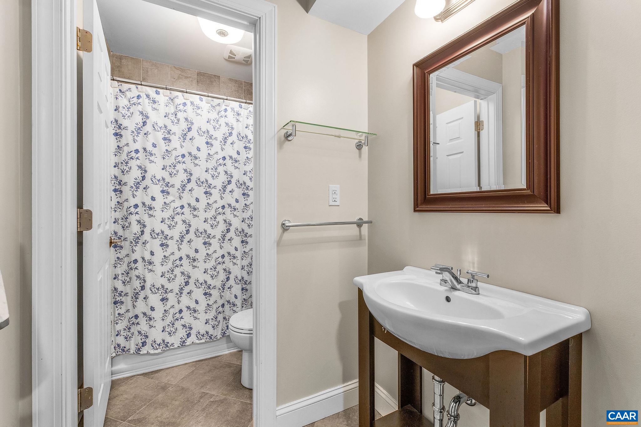 4245 WOODTHRUSH LN