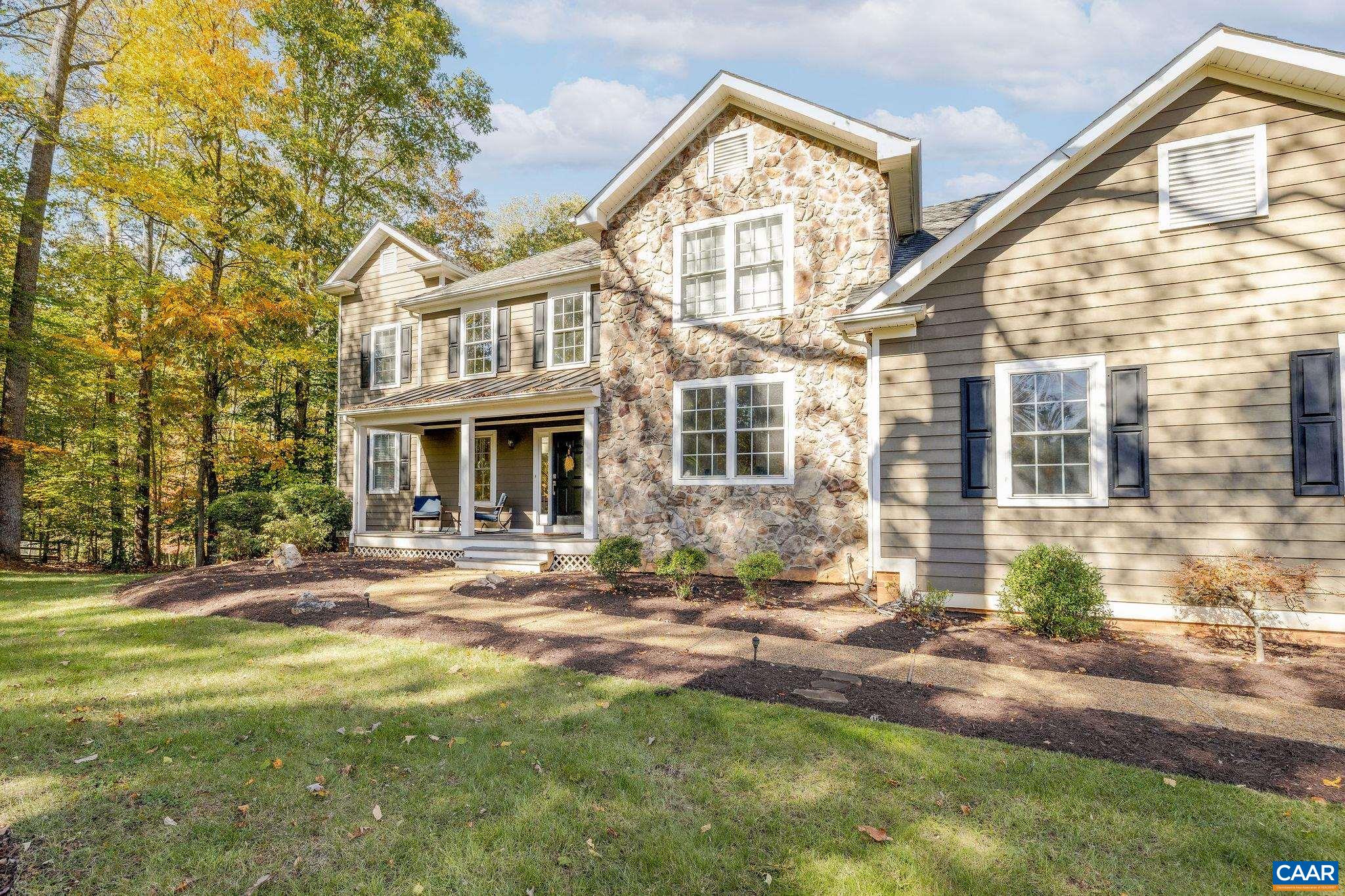 4245 WOODTHRUSH LN