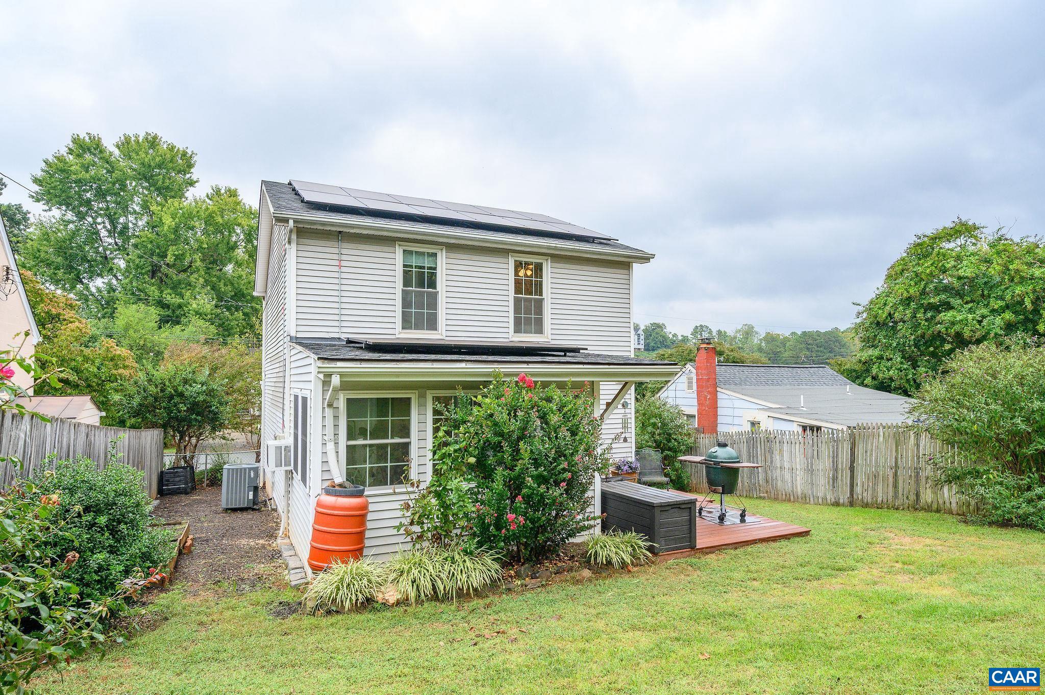 302 PALATINE AVE