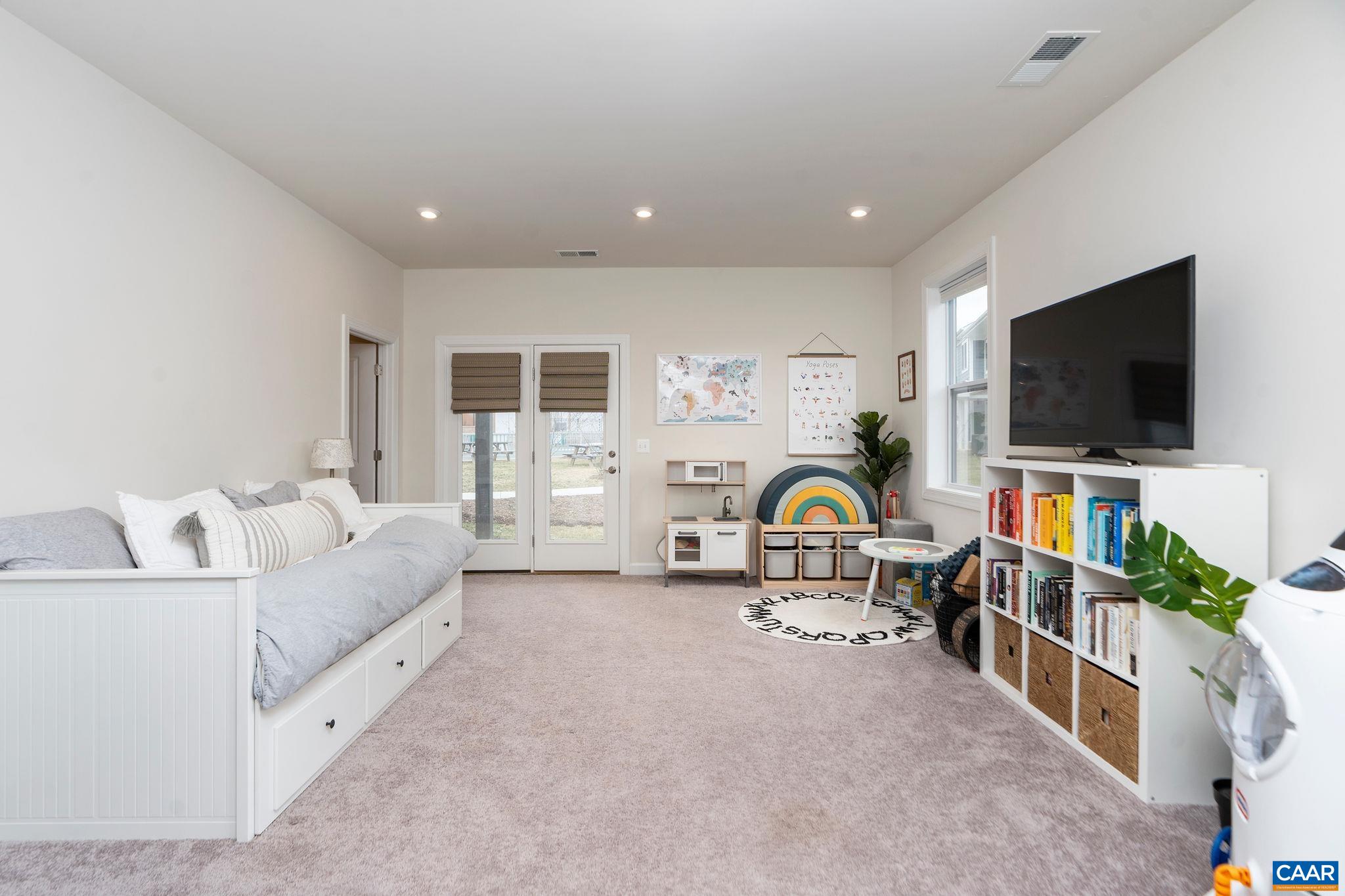 3177 HORIZON RD