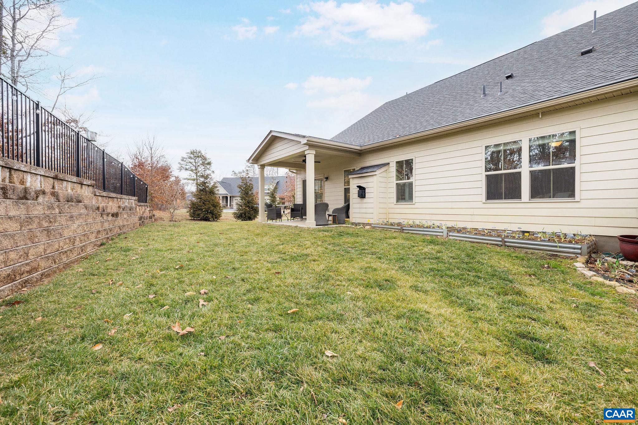 360 WINDING RD