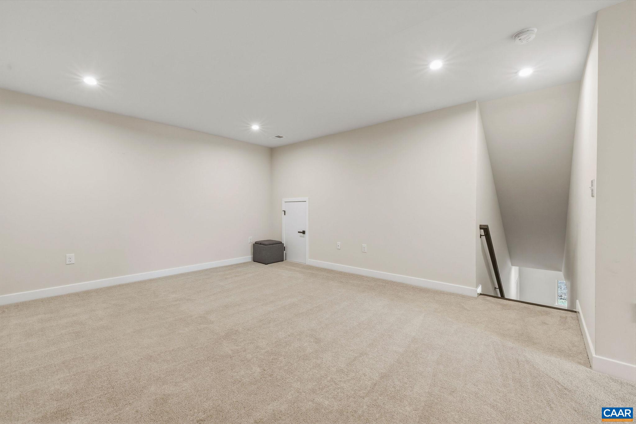 360 WINDING RD
