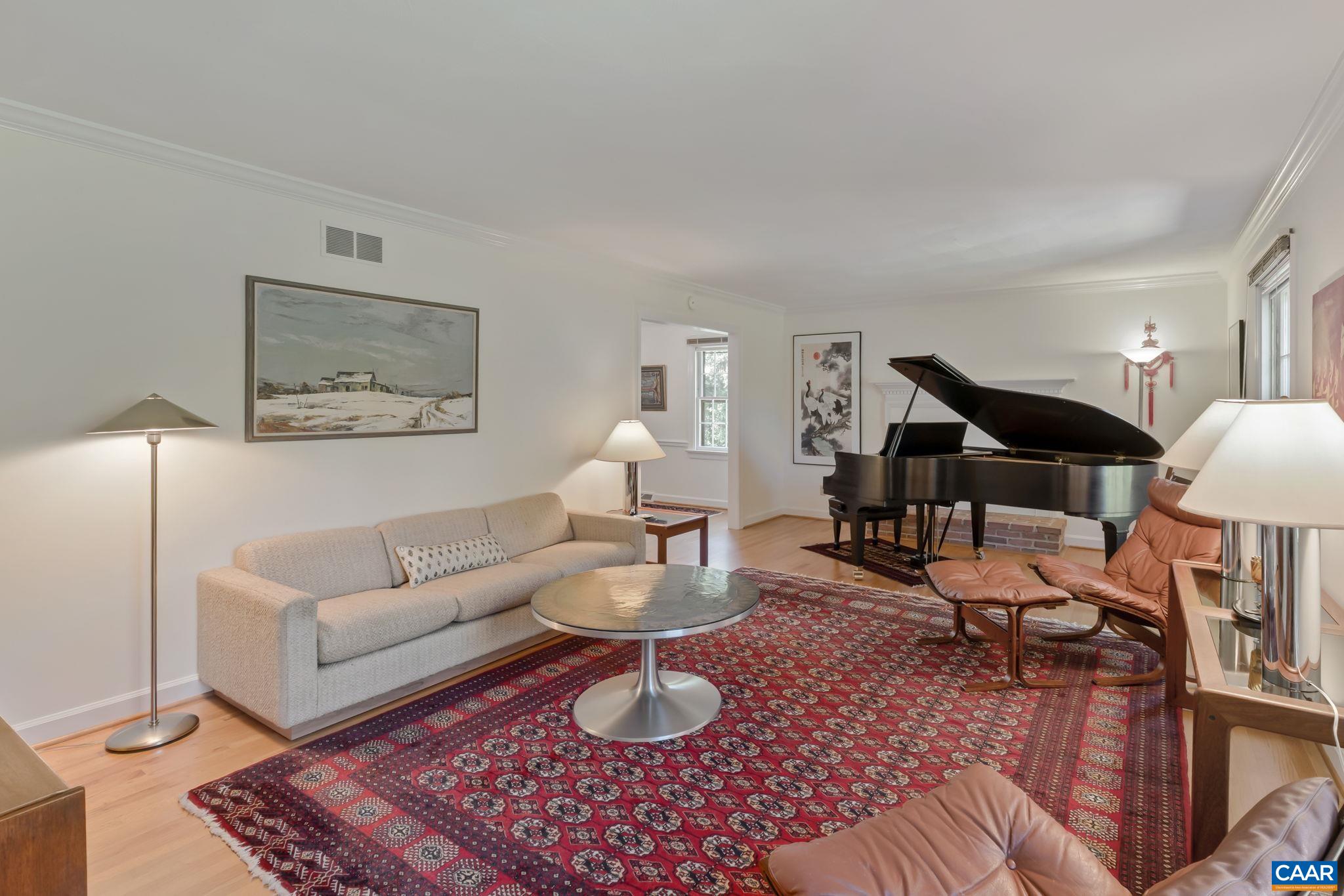 311 GLOUCESTER RD