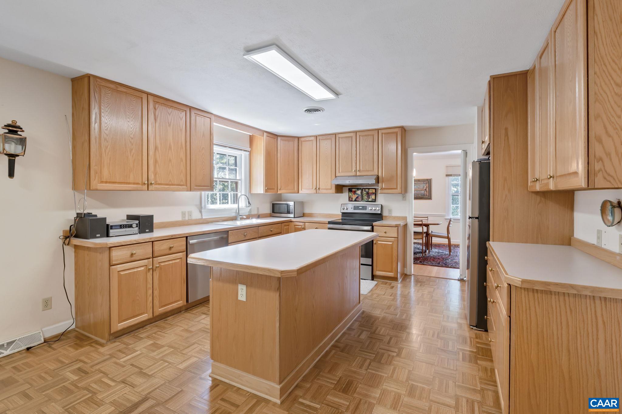 311 GLOUCESTER RD