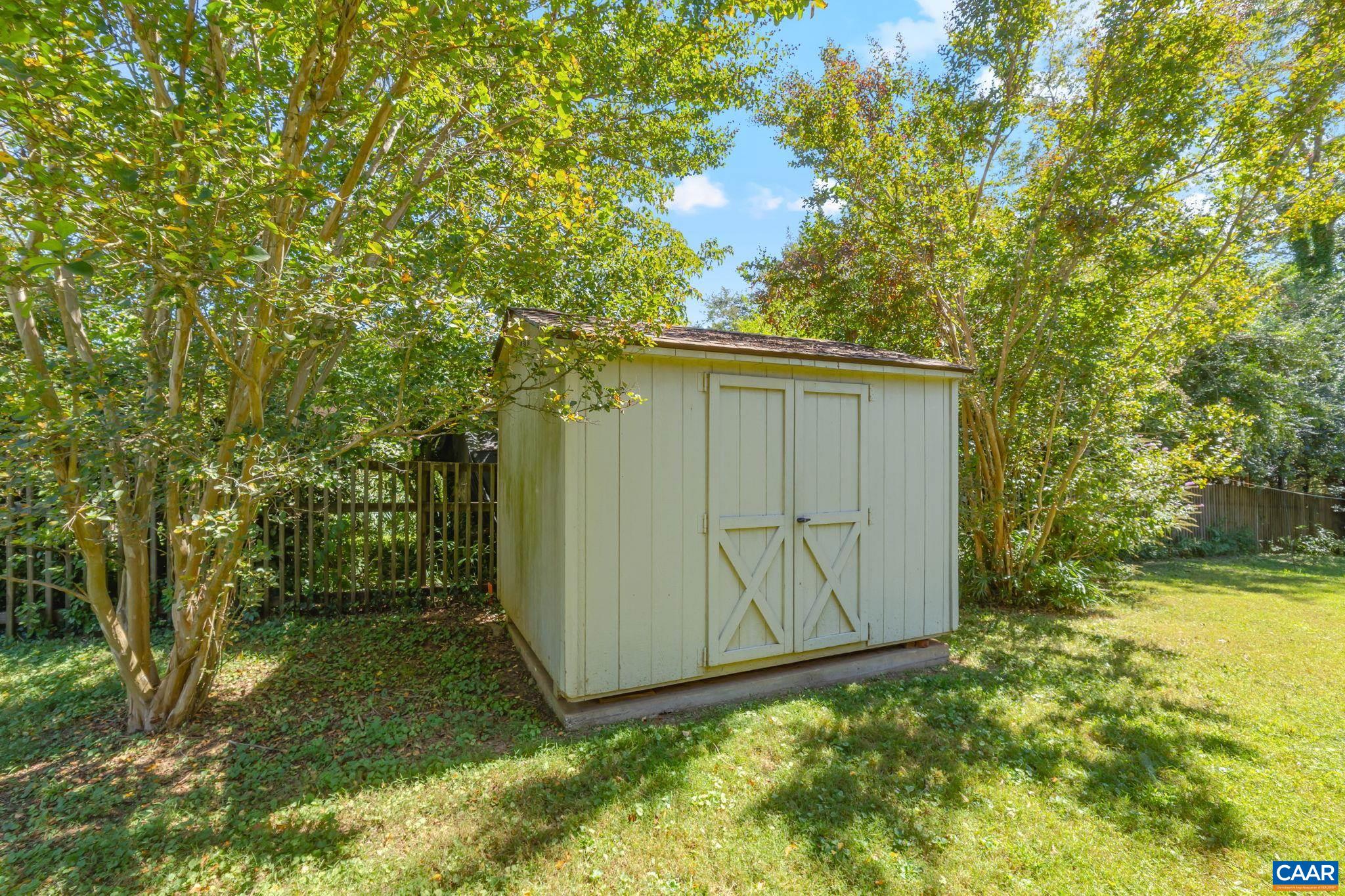 311 GLOUCESTER RD