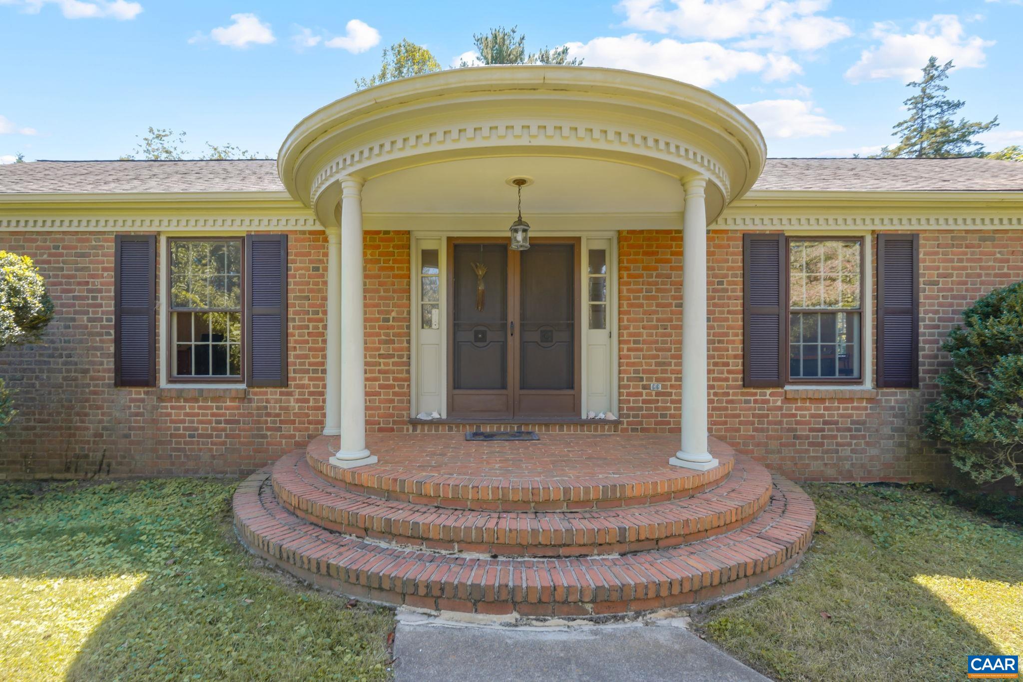 311 GLOUCESTER RD