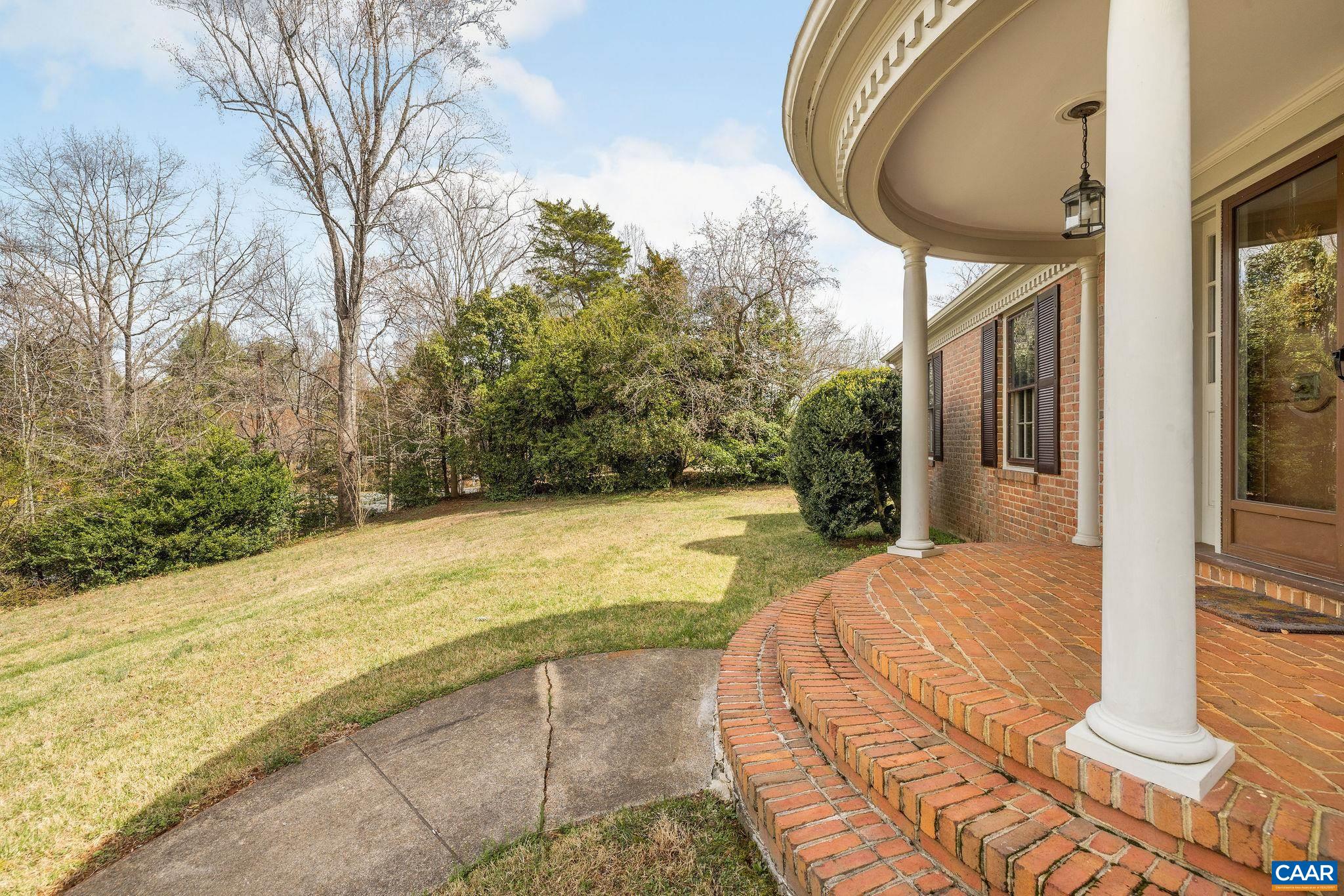 311 GLOUCESTER RD
