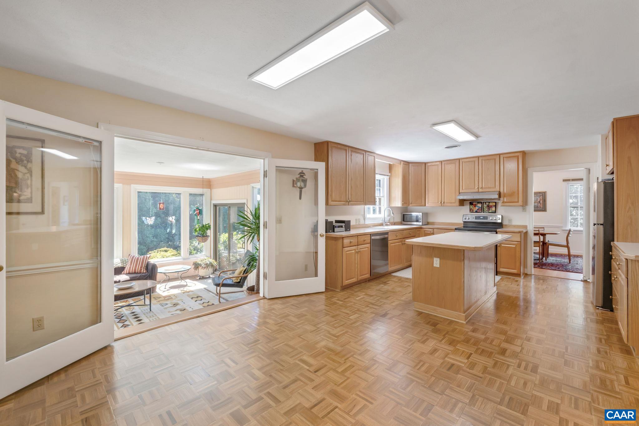 311 GLOUCESTER RD