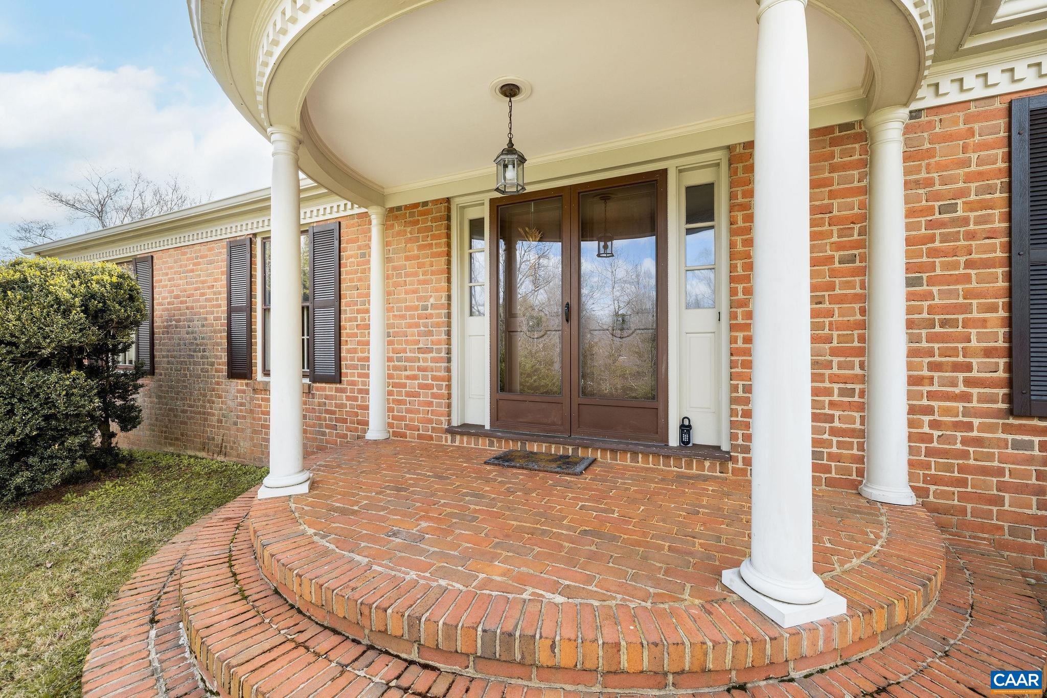 311 GLOUCESTER RD