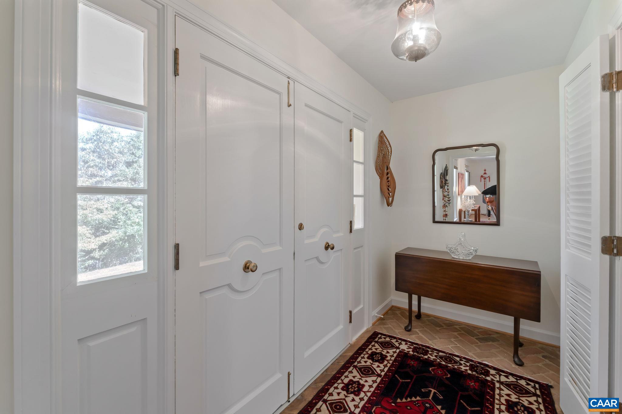 311 GLOUCESTER RD