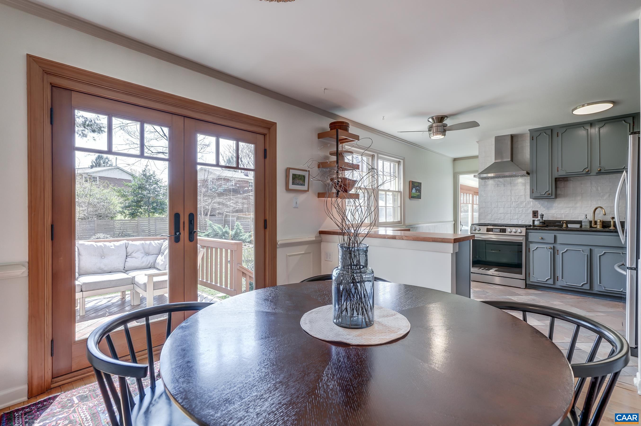 1416 LESTER DR