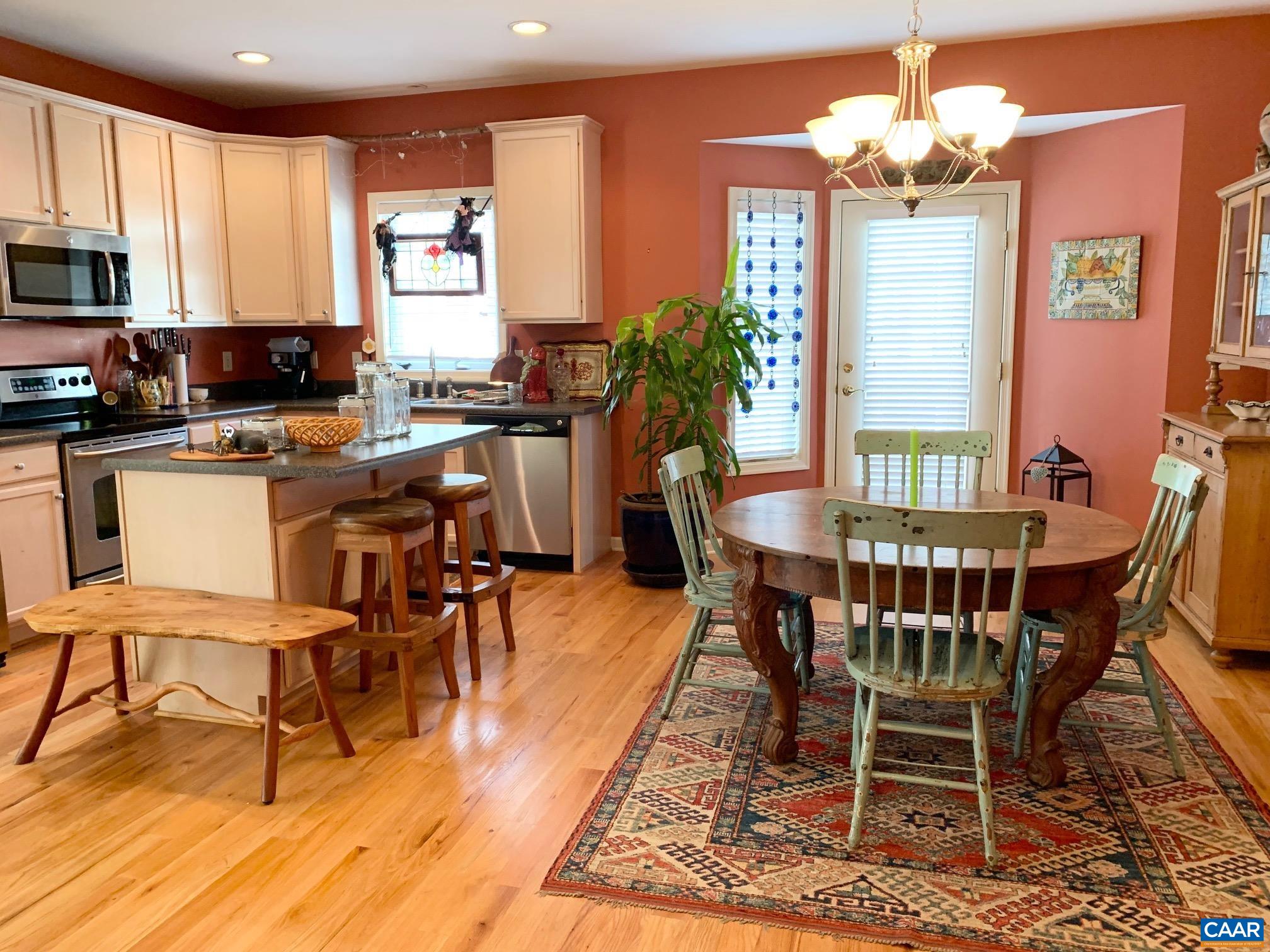 112 OLD FIFTH CIR