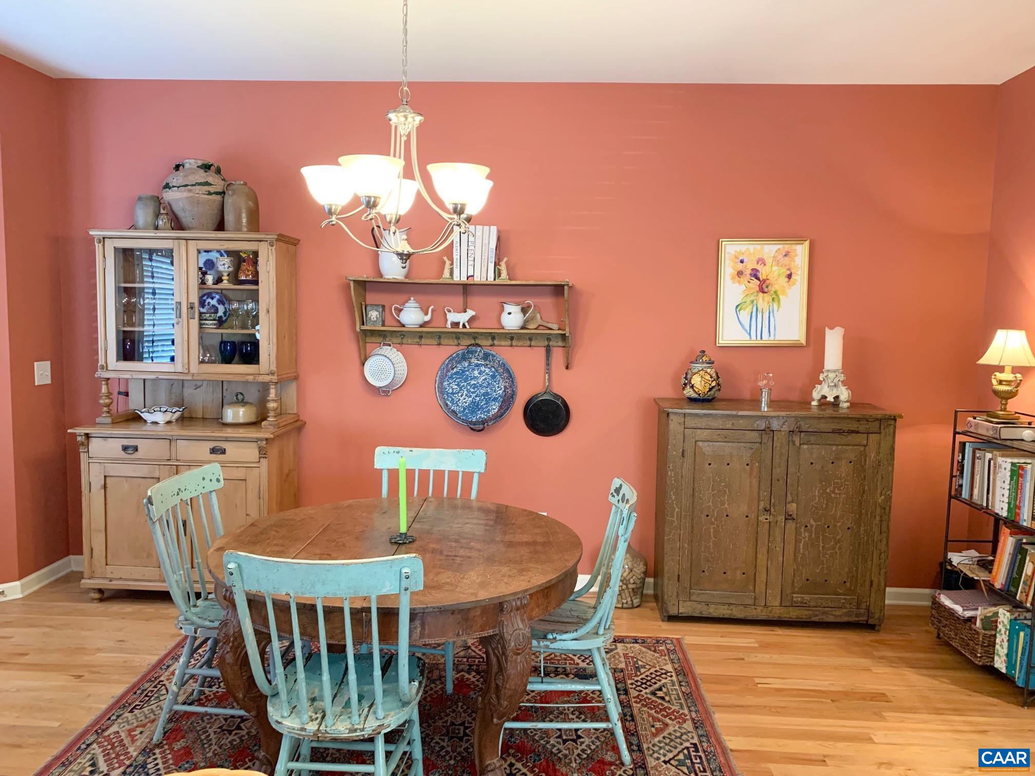 112 OLD FIFTH CIR