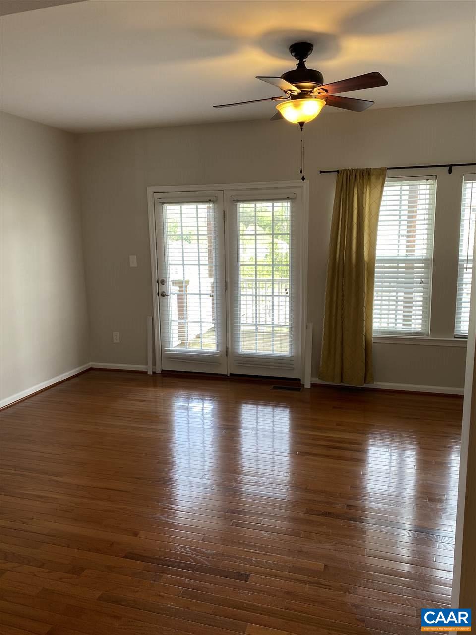 1930 ASHEVILLE DR