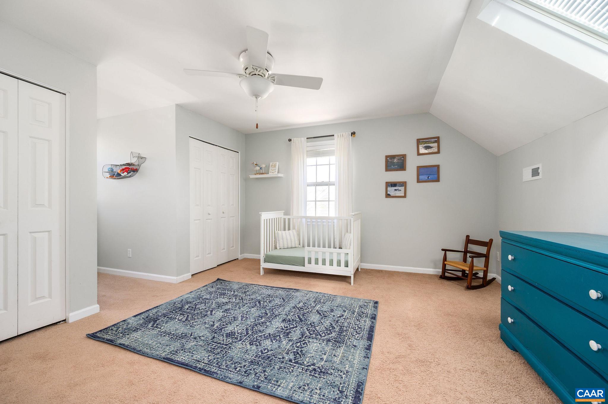 334 N BENNINGTON RD