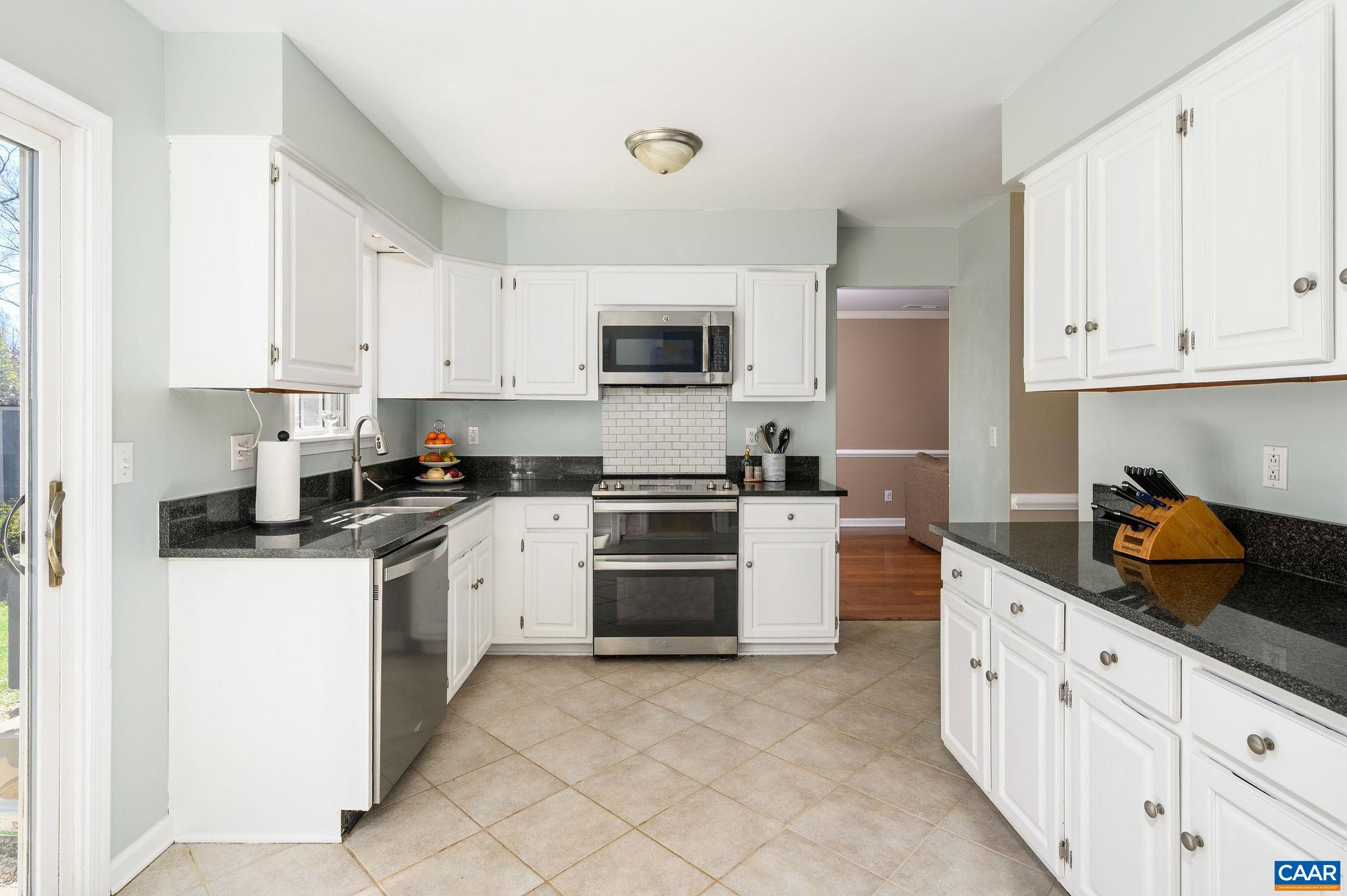 334 N BENNINGTON RD