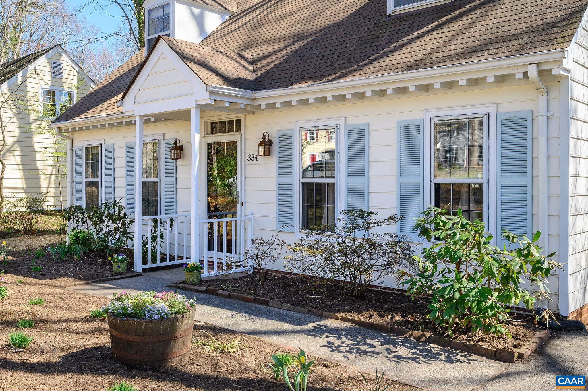 334 N BENNINGTON RD