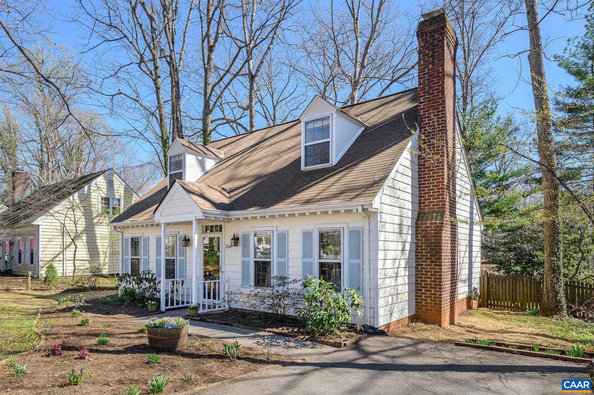 334 N BENNINGTON RD