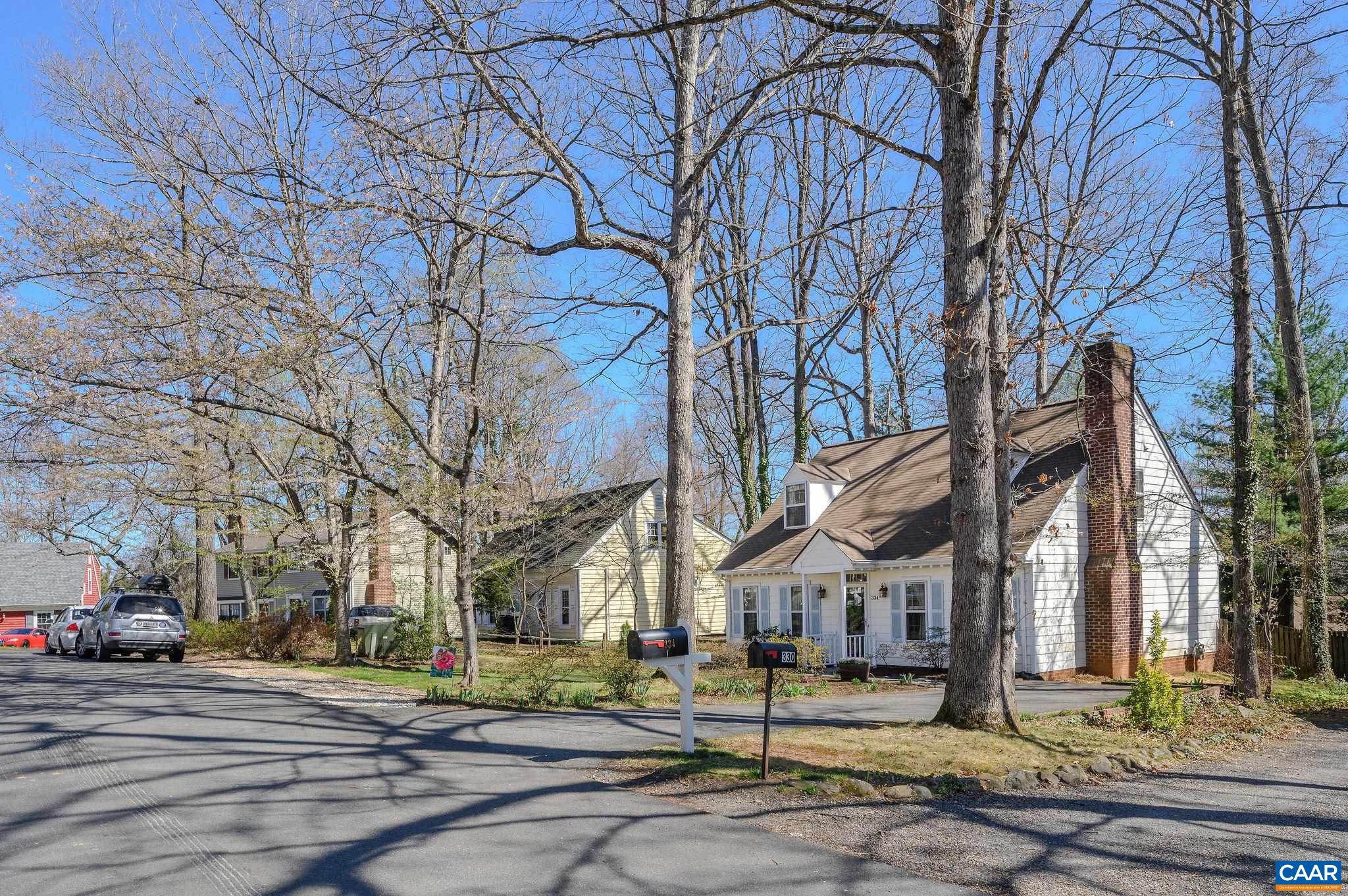 334 N BENNINGTON RD
