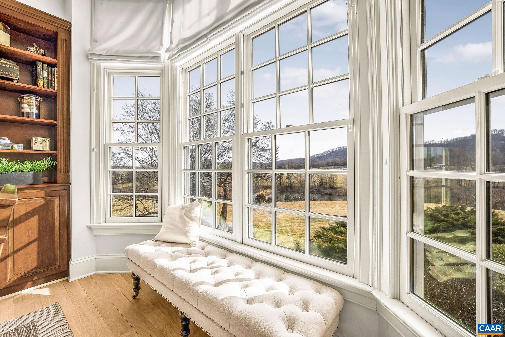 000 RAGGED MOUNTAIN DR