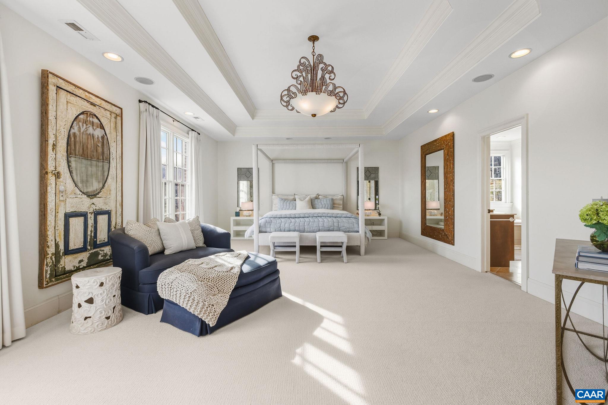 000 RAGGED MOUNTAIN DR