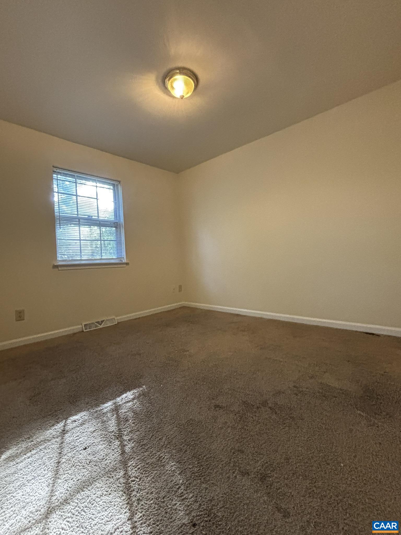 1602 TOWNWOOD CT