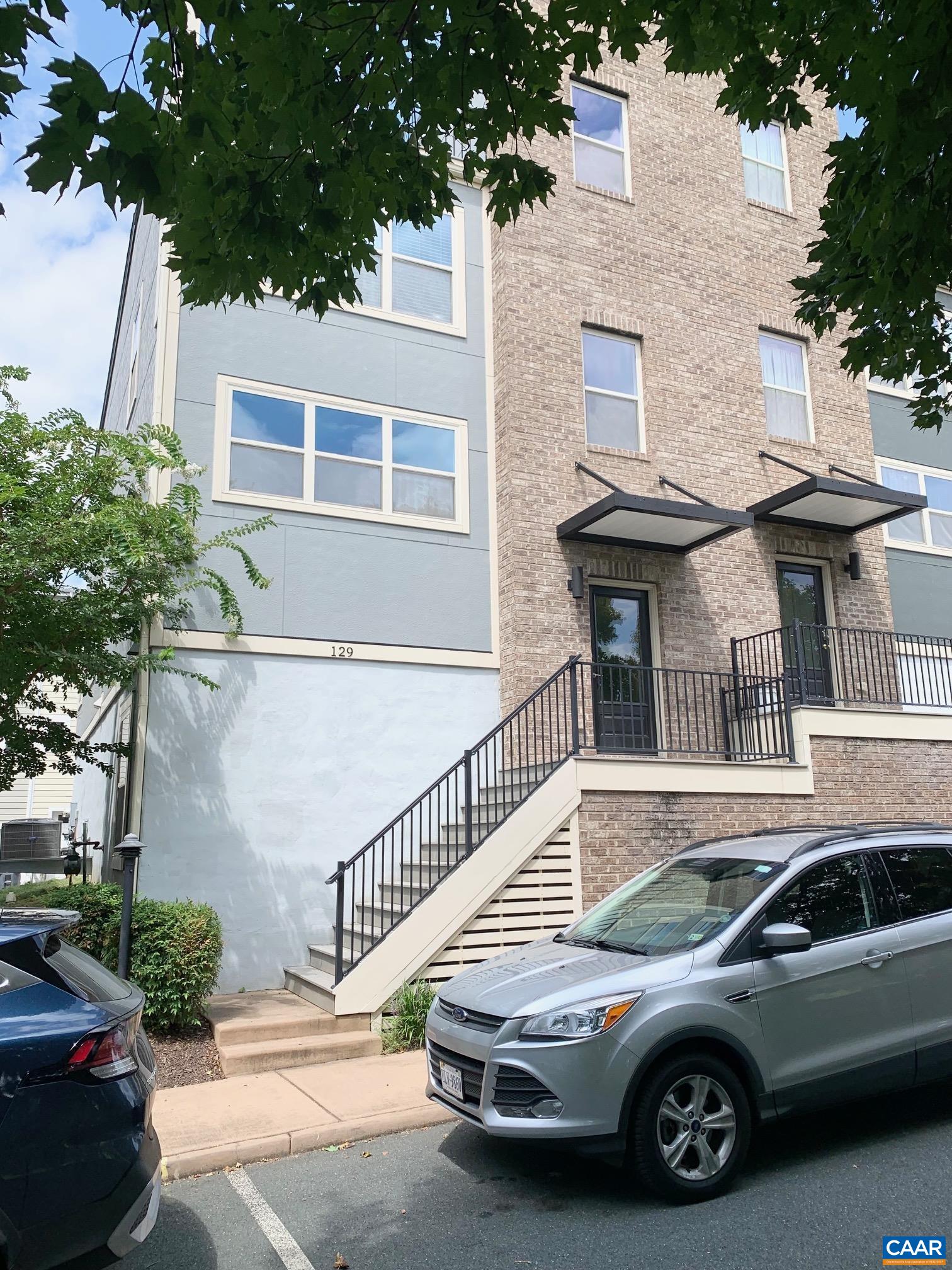 129 ALMERE AVE